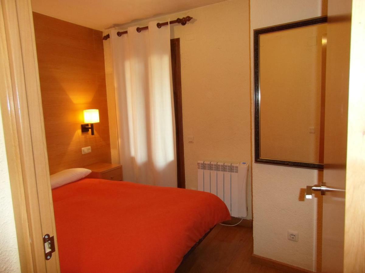 B06 - Mayor 22, 1º - Villmor Apartamento Benasque Exterior foto